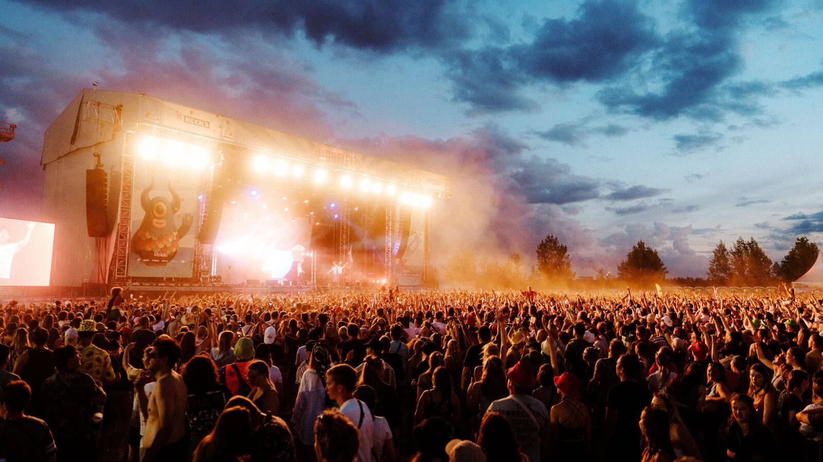 Du betrachtest gerade Highfield Festival 2024: Ein unvergessliches Musikwochenende mit tragischem Zwischenfall